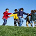Το Ανοιχτό Παράθυρο διοργανώνει ομάδα παιχνιδιού και δημιουργικής έκφρασης με τίτλο "Παίζουμε Μαζί" για γονείς και παιδιά προσχολικής ηλικίας (3-6). 