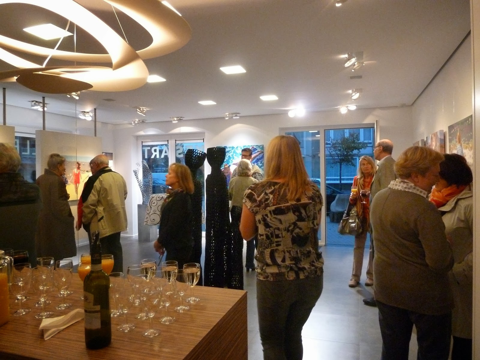 Nadine VERGUES YES ART GALLERY