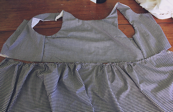 The Pineneedle Collective: DIY - How To Make Your Own Dress