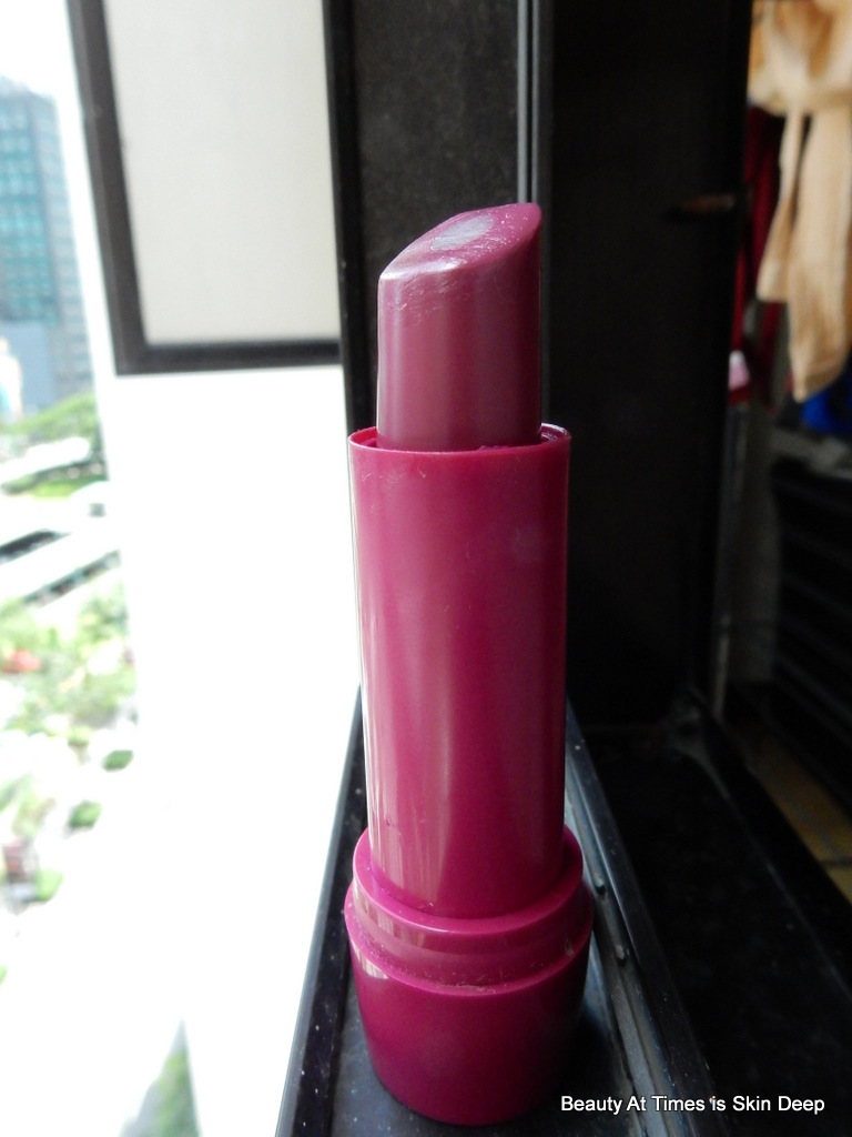 Lakme Lip Love Lip Balm Grape