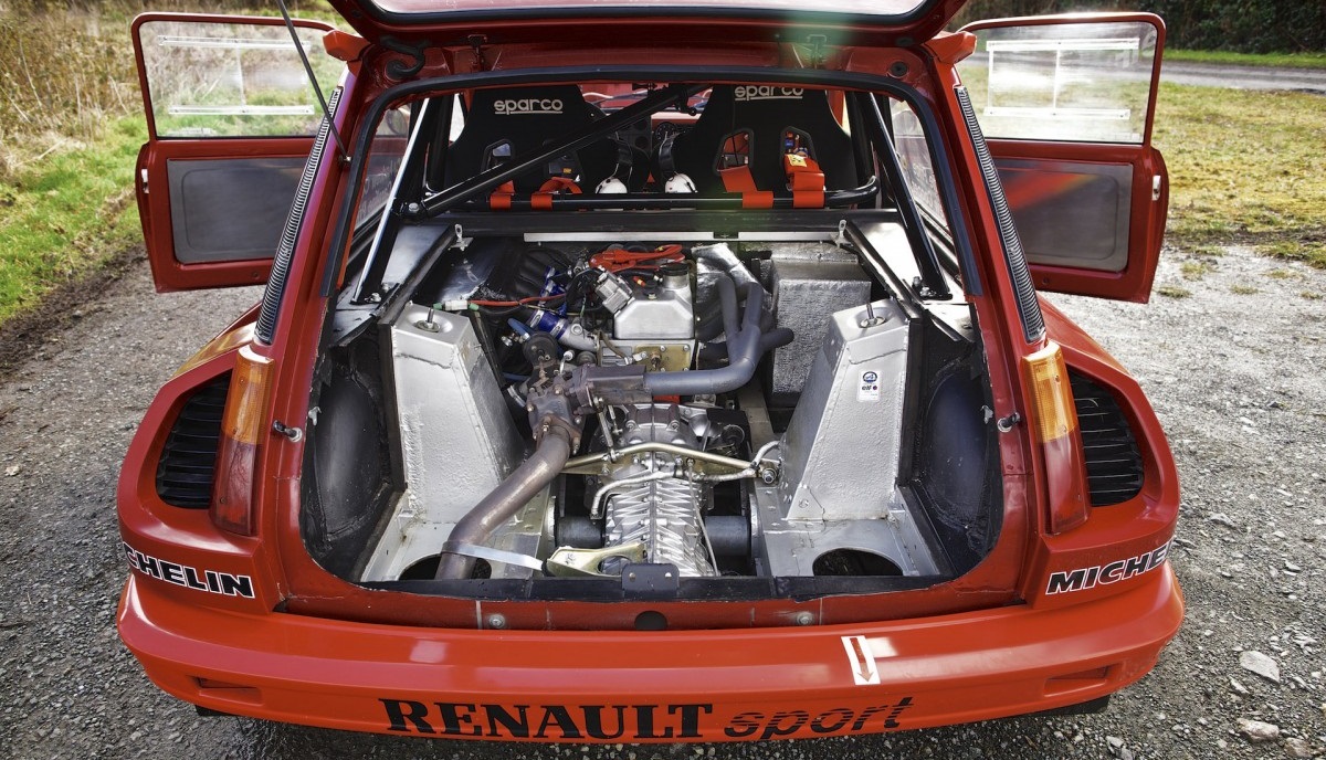 Renault 5 Turbo; Sıra dışı ufaklık Sekiz Silindir