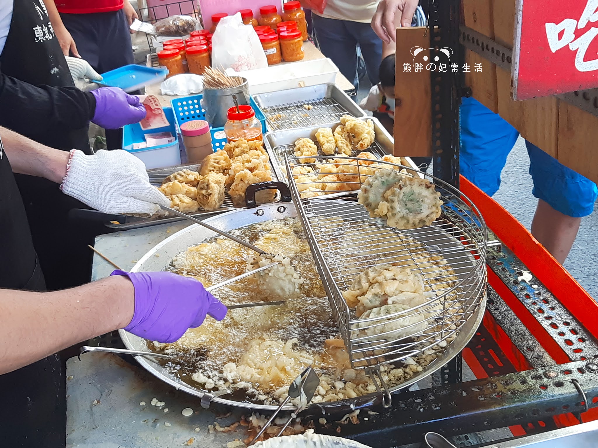 【苗栗通霄】東北香粑粑,白沙屯必吃美食,麵衣薄而酥脆,內餡飽 苗栗通宵美食