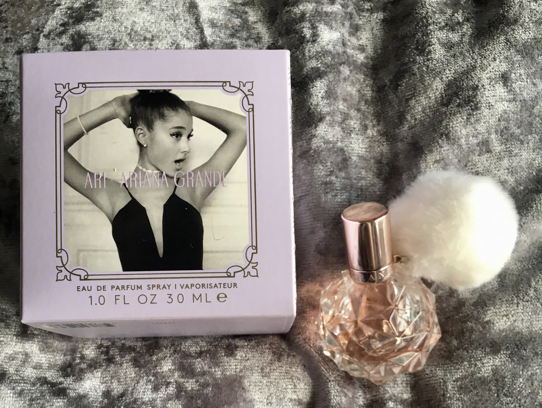 Szemrehányás Vezetéknév kölyökkutya ari ariana grande parfum Férfi ...