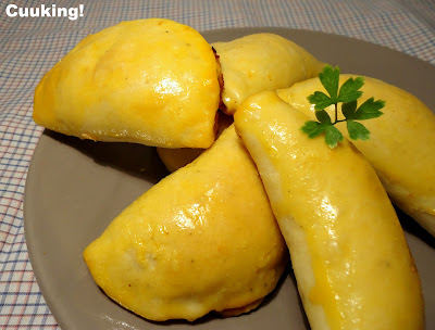  Empanadillas de atún y tomate 