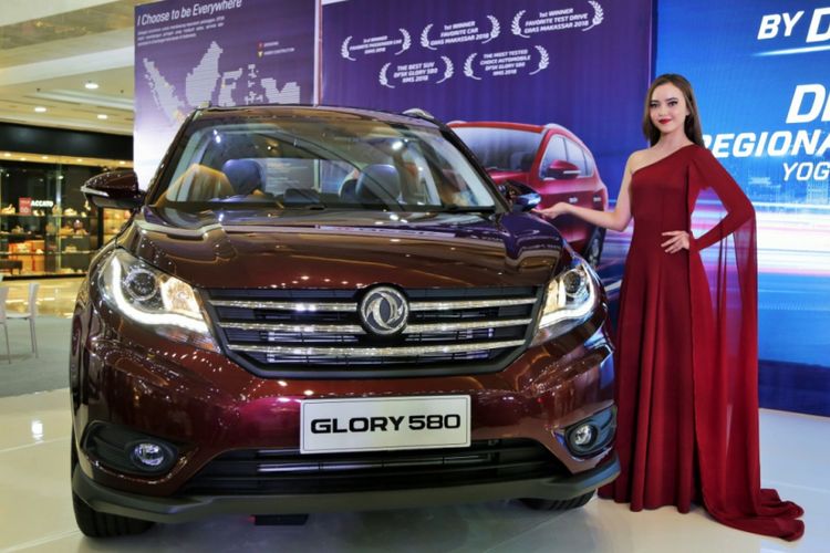 DFSK Glory i-Auto Meluncur, Mengerti 100 Perintah Suara DFSK Glory i-Auto Meluncur, Mengerti 100 Perintah Suara