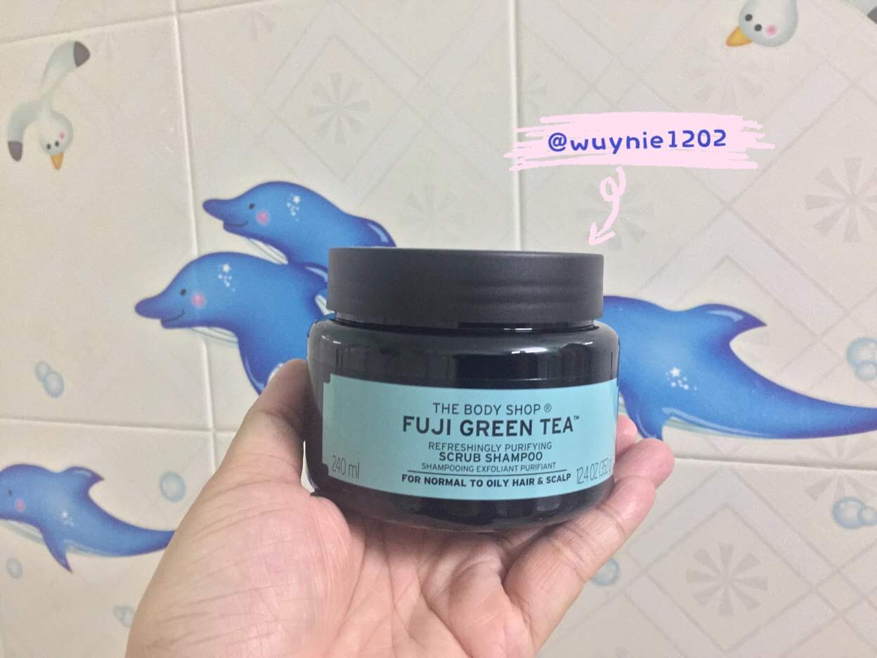Wuynie's Blog: REVIEW | Dầu Gội Tẩy Tế Bào Chết The Body Shop Fuji Green  Tea Cleansing Hair Shampoo Scrub.