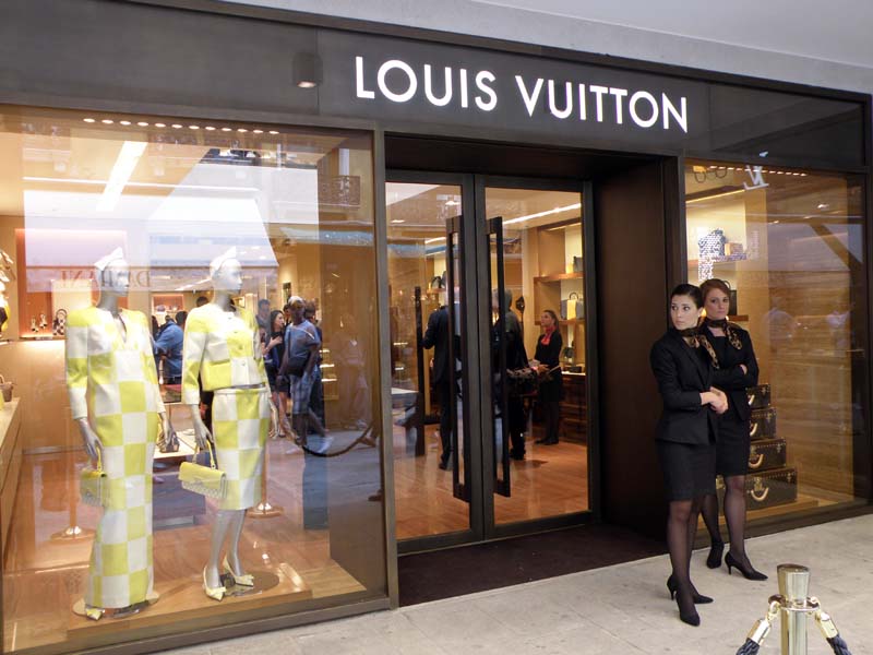 Ambra Personal Shopper Luxury Italian Shopping: New Louis Vuitton Shop in Venice