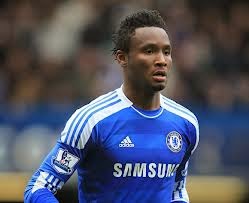 Obi Mikel - Chelsea - no tiene problemas con la llegada de Cesc