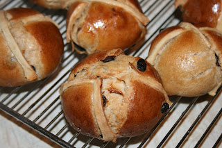 homemade hot cross buns