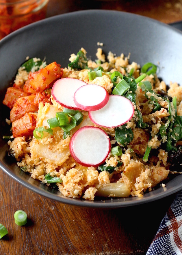 Kimchi Cauliflower Fried Rice by SeasonWithSpice.com