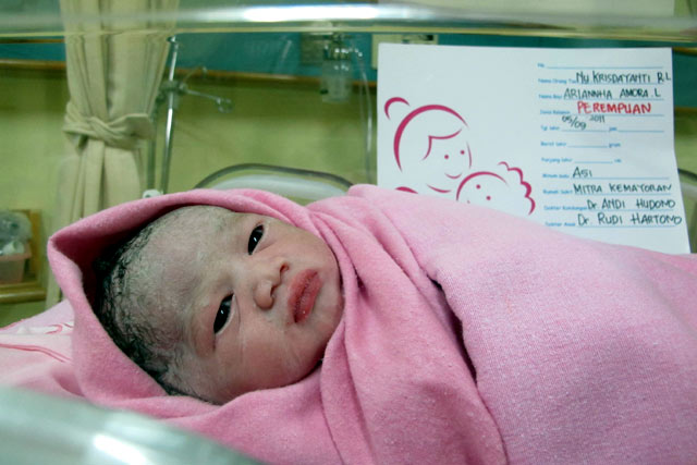 Photo, Krisdayanti's baby (foto bayi Krisdayanti 