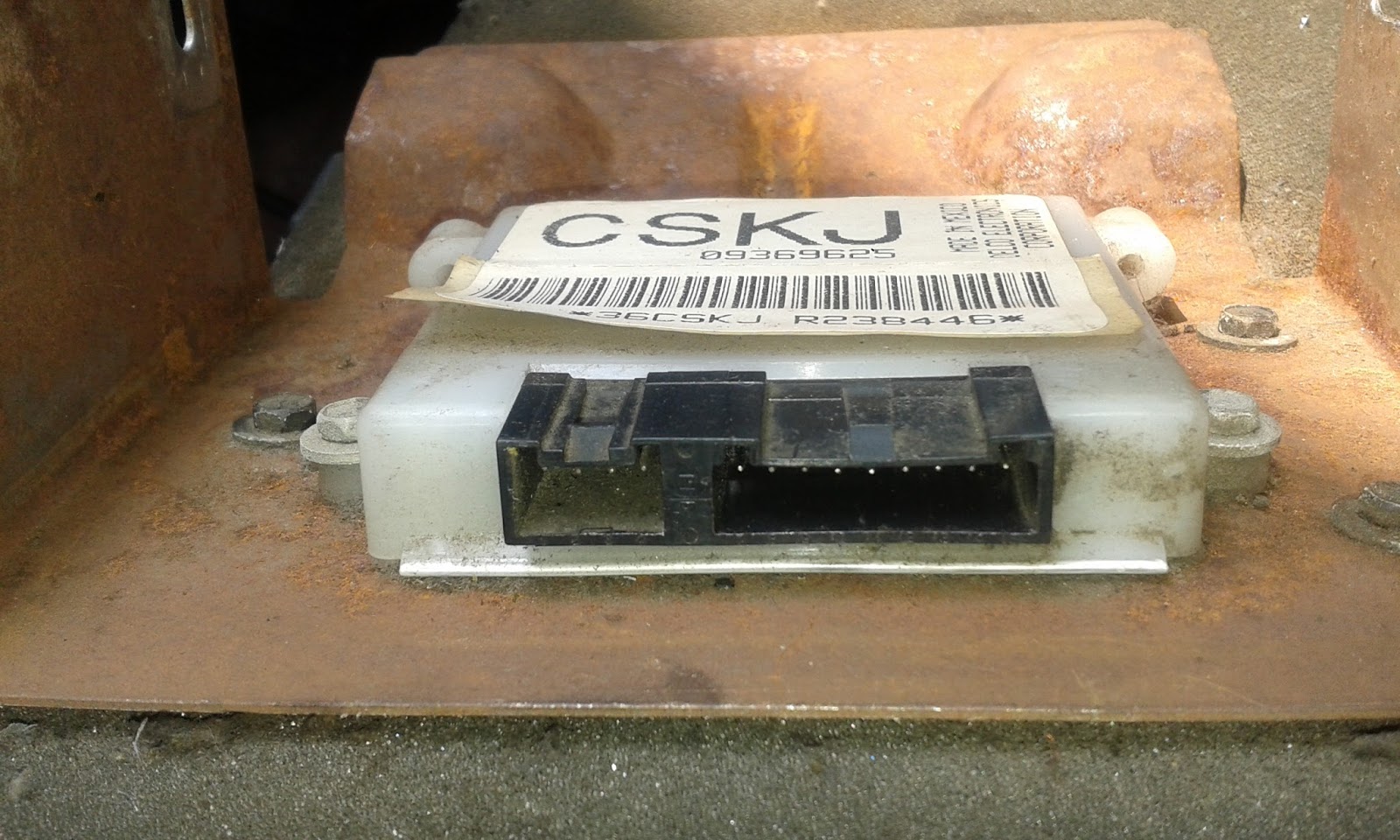 NGOPREK KALIBRASI MODUL Vehicle Speed Sensor Buffer (VSSB)