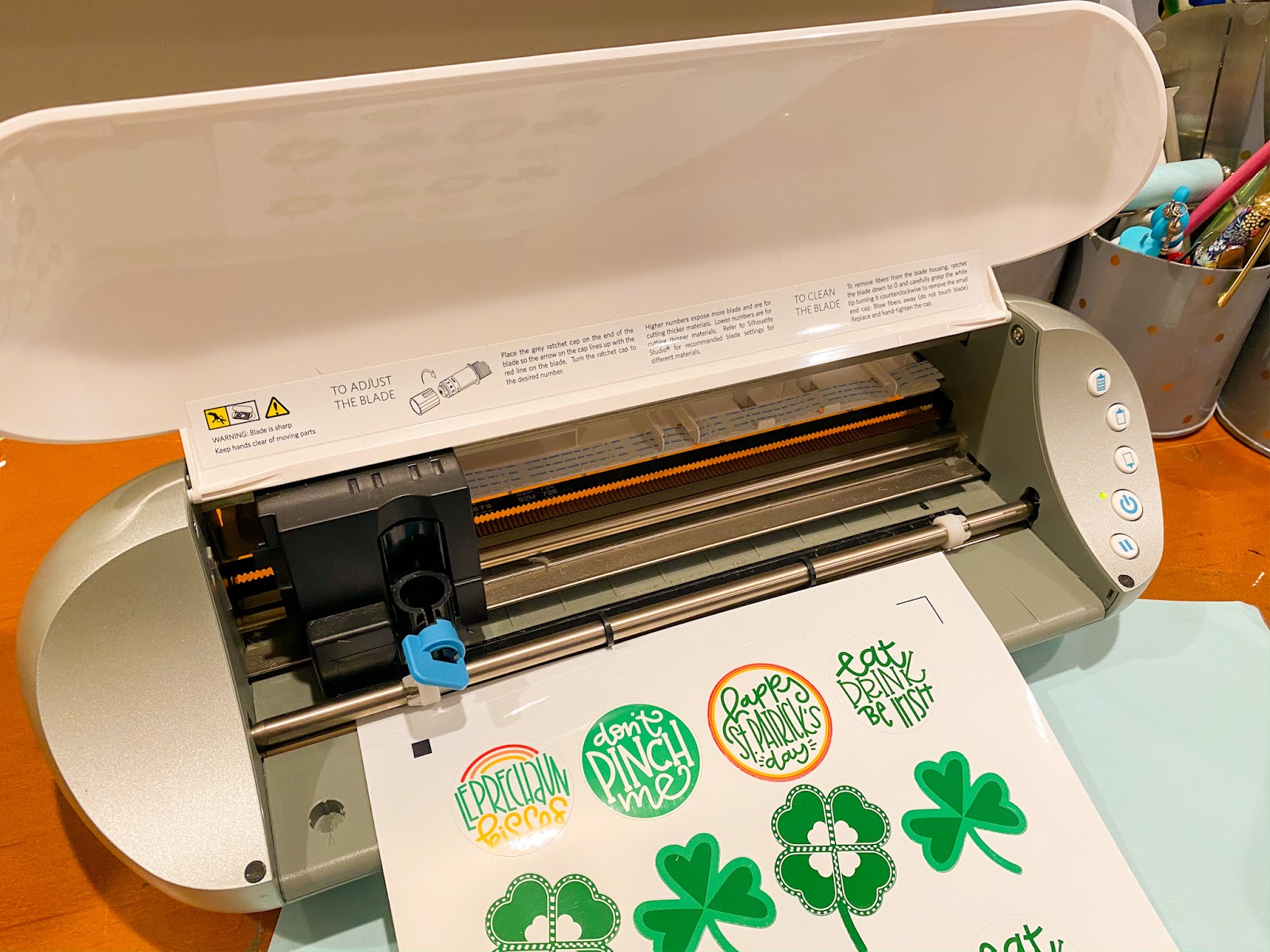 Silhouette Portrait vs Cricut Joy Price, Specs, Features Comparison