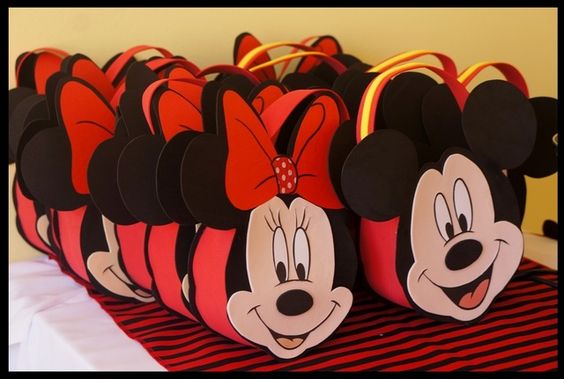 idei de decoratiuni Petreceri care spun Povesti: Mickey si Minnie Mouse