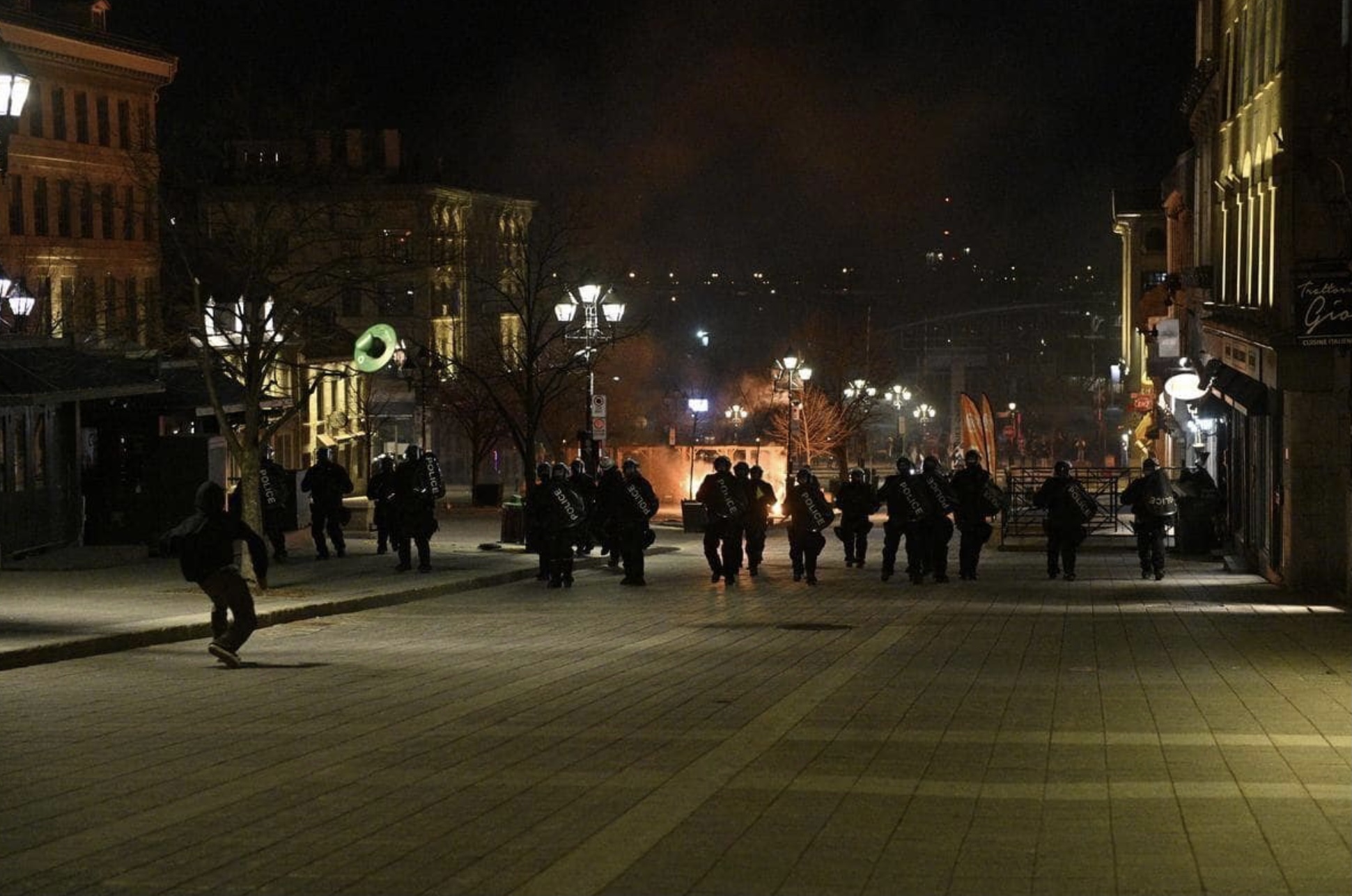 MANIFESTATION VIOLENTES À MONTRÉAL