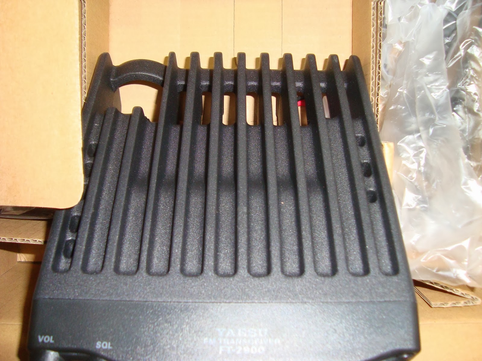 RADIO SELLER: Yaesu FT 2900R New