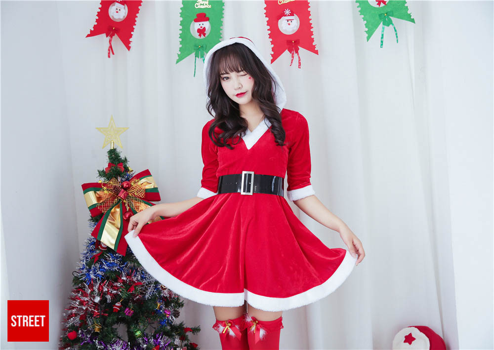 Cho thuê đầm cô tiên noel màu đỏ viền trắng vô cùng dễ thương