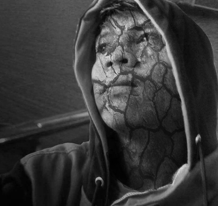 Teknik Bisnis Sepeda Motor Disain Grafis Cara Membuat Efek Retak Pada Poto