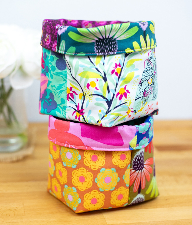 Threading My Way Showcasing Reversible Fabric Baskets Tutorial