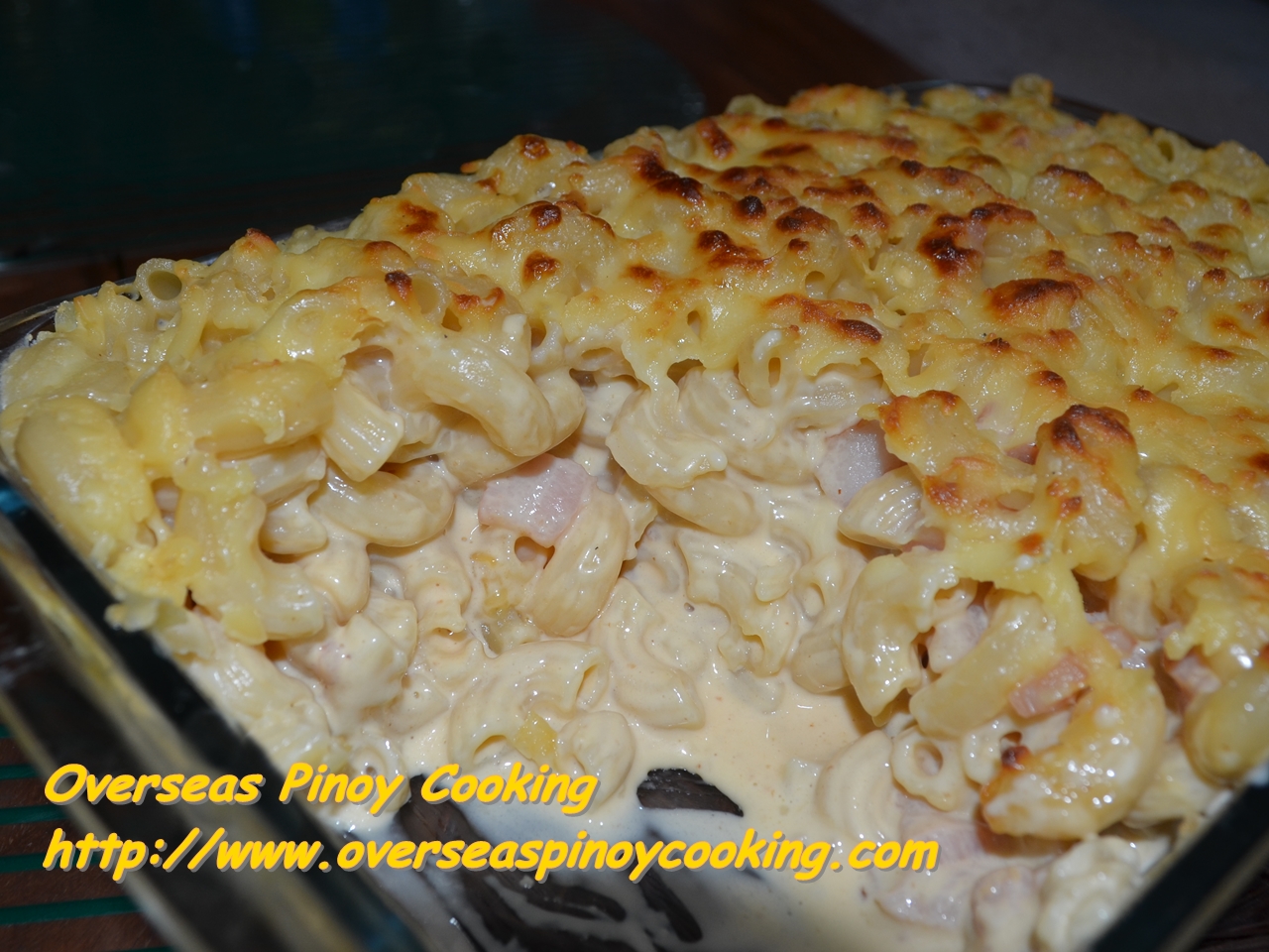 Baked Macaroni and Cheese Pinoy Style