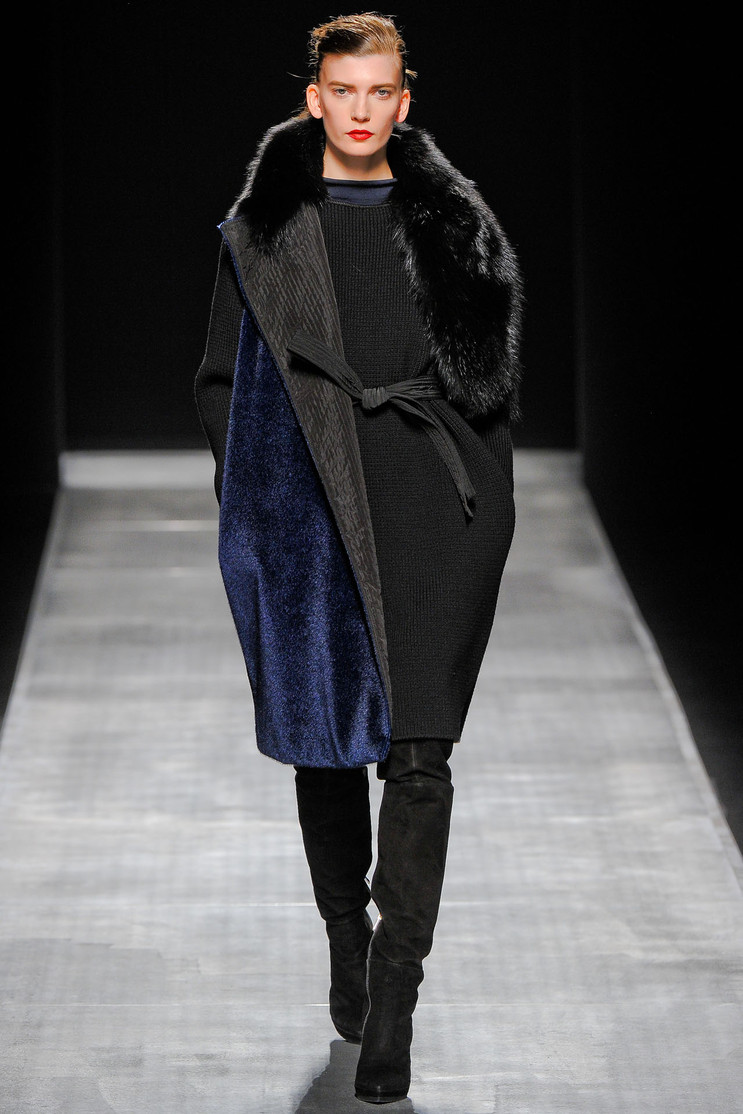 Fashion Runway | Sportmax Fall/Winter 2012 Ready-to-Wear Milan | Cool ...