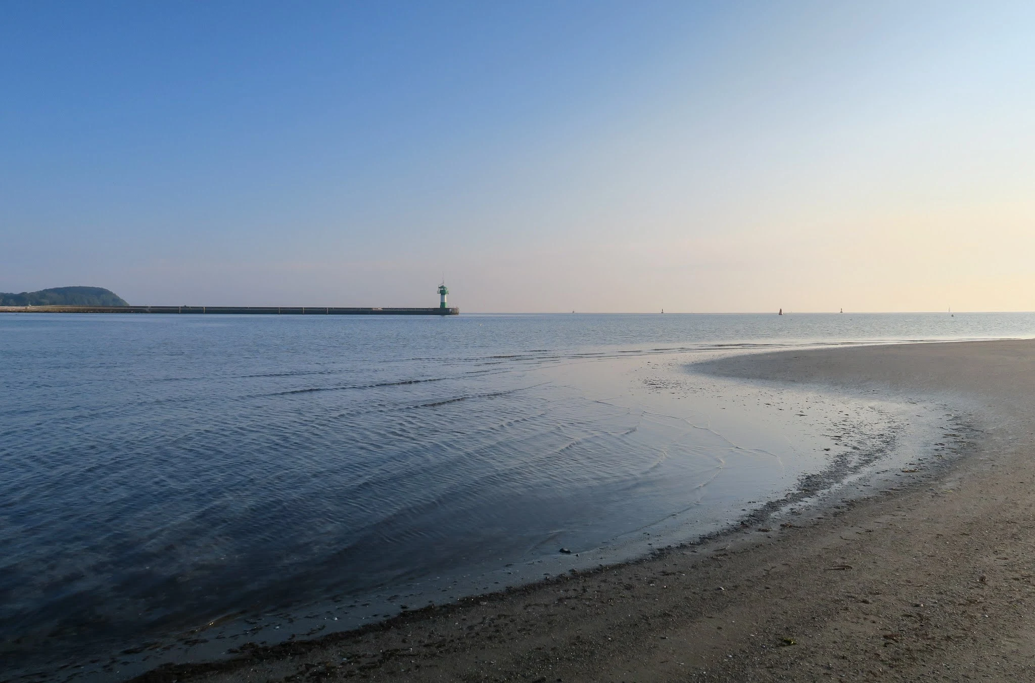 Bahnstrecke Lübeck Lübeck Travemünde Strand Travel in Style - Hotel Vier Jahreszeiten Hamburg | Home & Art Magazine