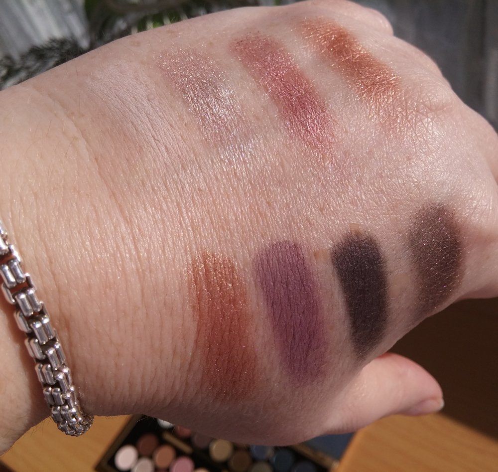 Makeup Revolution British Beauty Blogger Fortune Favours the Brave eyeshadow palette