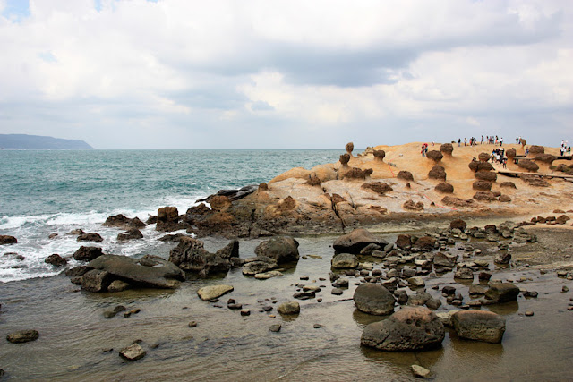 things to do in Taipei | incredible landscapes at Yehliu Geopark things to do in Taipei | incredible landscapes at Yehliu Geopark