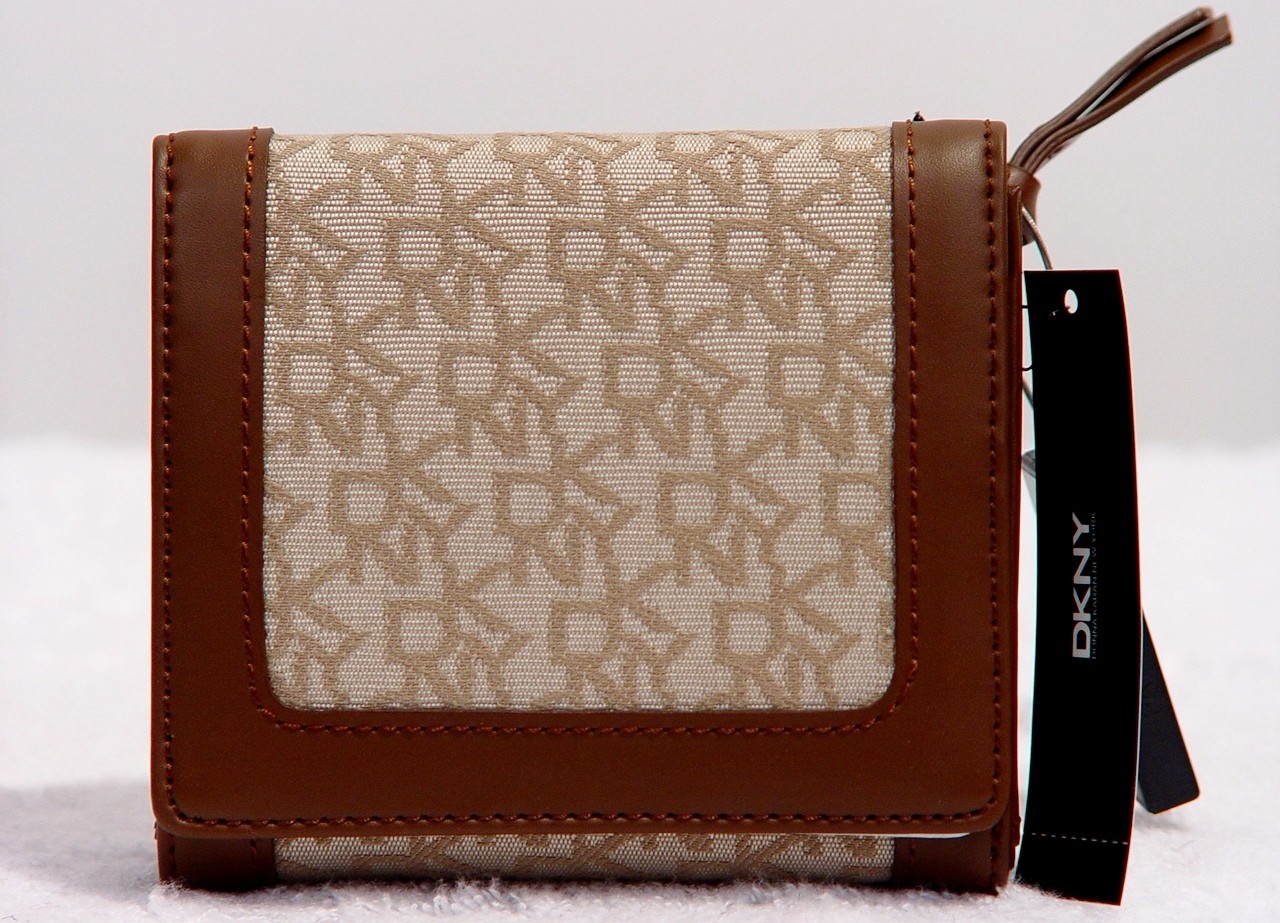 DKNY Signature Trifold Short Wallet Camel