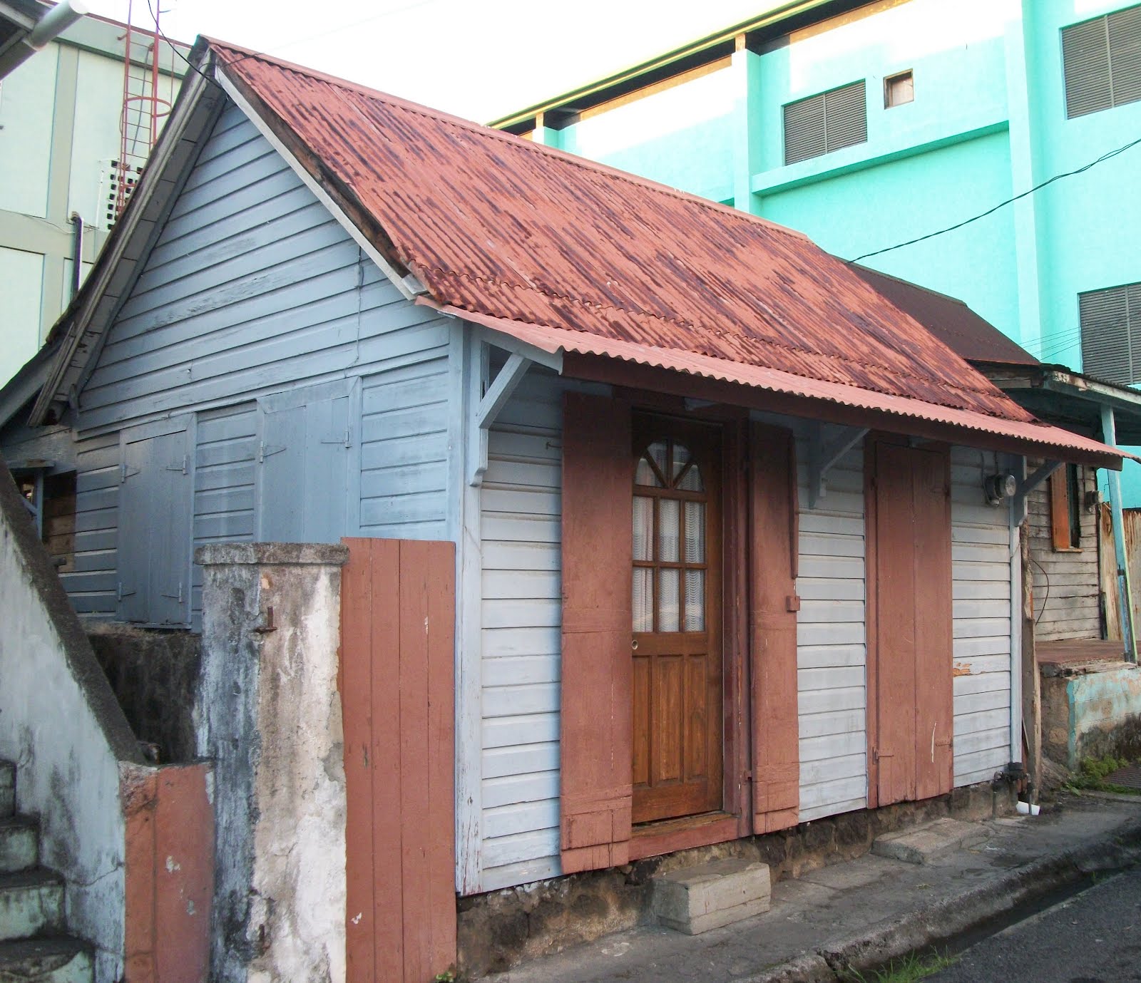 jouljet Cute Ramshackle Houses of Roseau