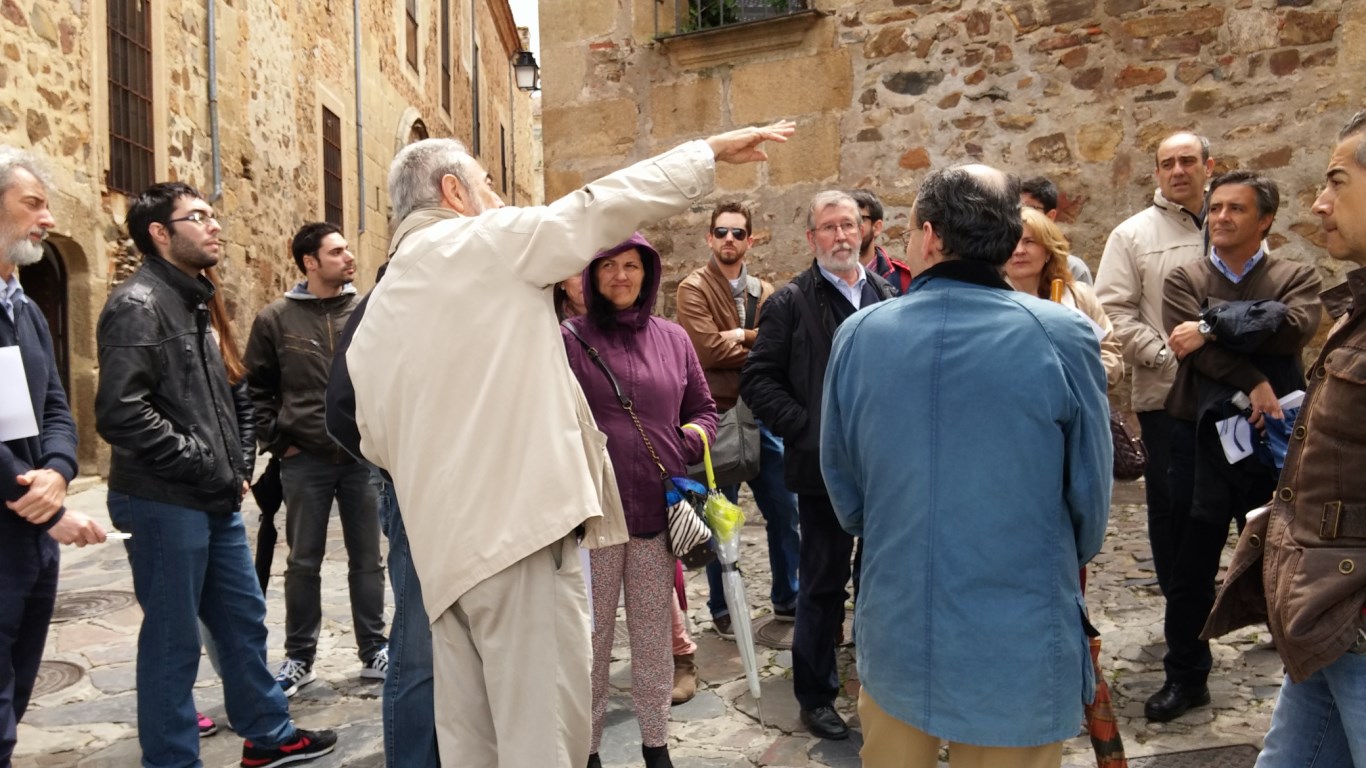 VISITA GUIADA A LA PARTE ANTIGUA DE CÁCERES