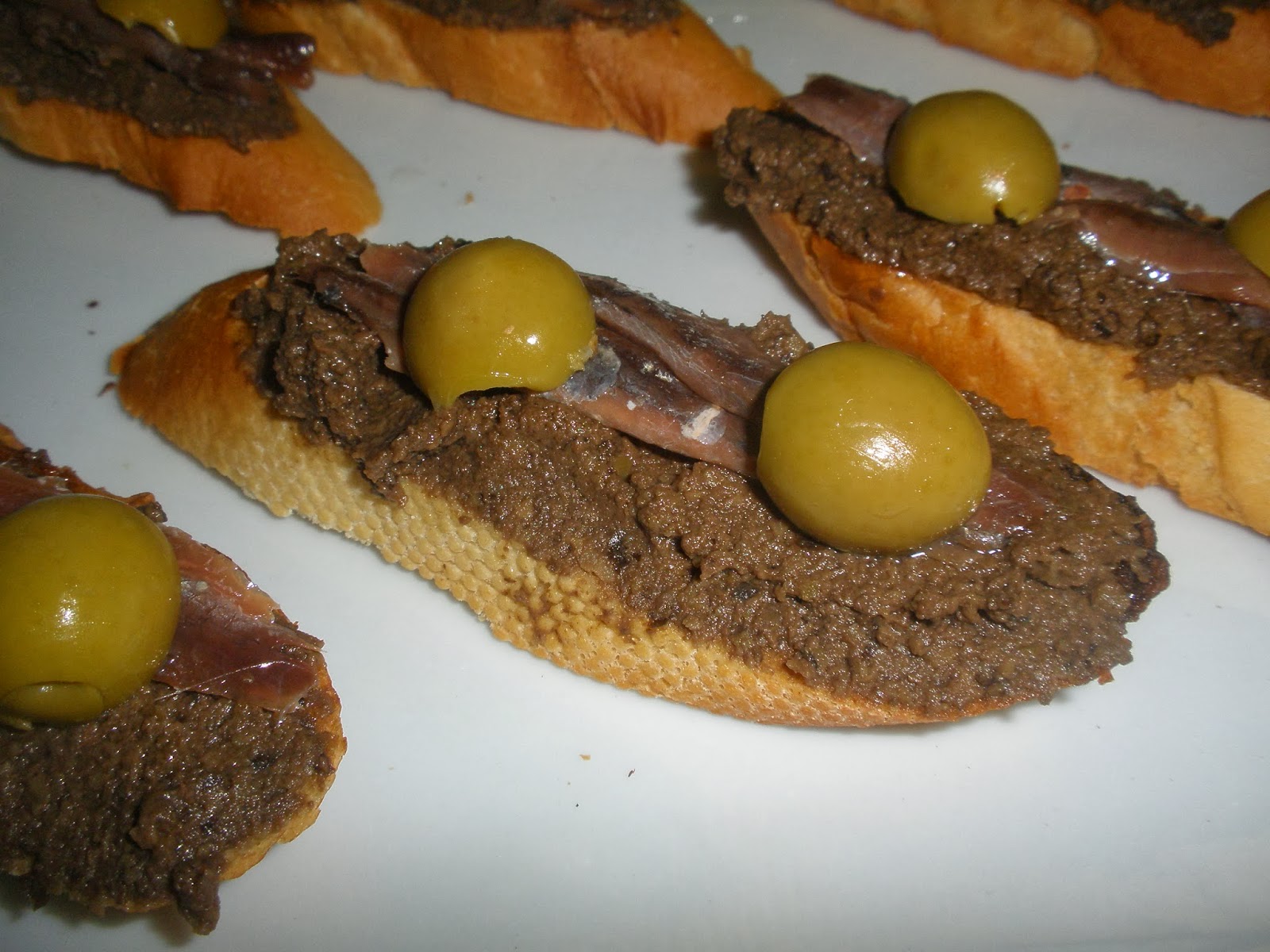 LAS RECETAS DE PEPEJO CANAPÉS DE TAPENADE