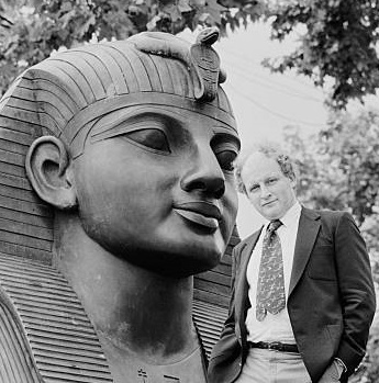 ~ W a y m a r k s ~: John Romer's Ancient World