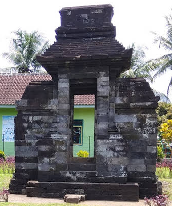8 Candi di Blitar Paling Memesona, Kamu Harus Datang - IndoSuggest