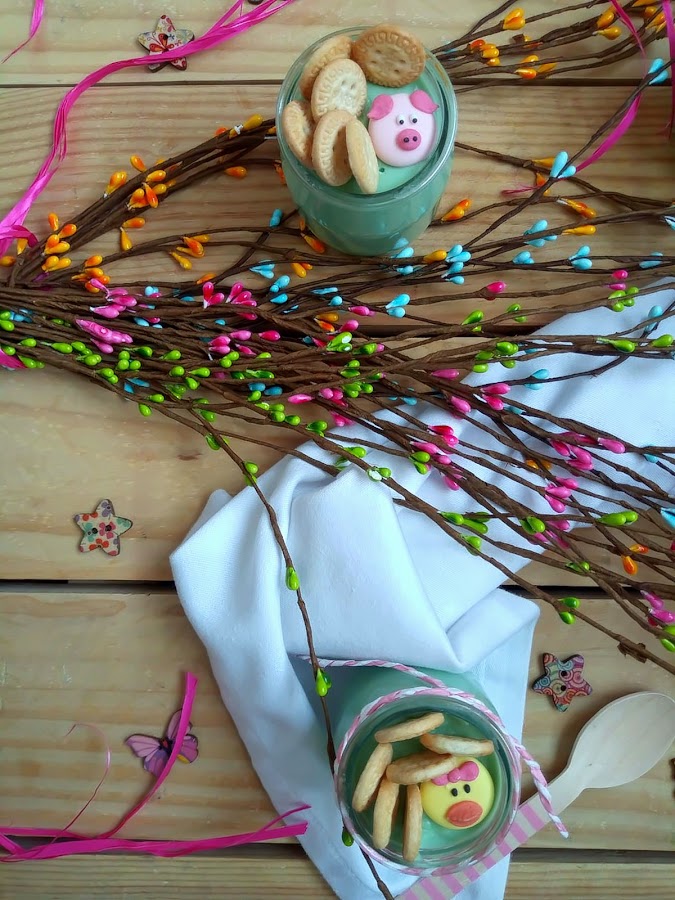 Tarta de queso y nubes sin horno. Marshmallow cheesecake. Postre en Monsieur Cuisine. Cuca. Receta fácil, rápida, rica, sencilla