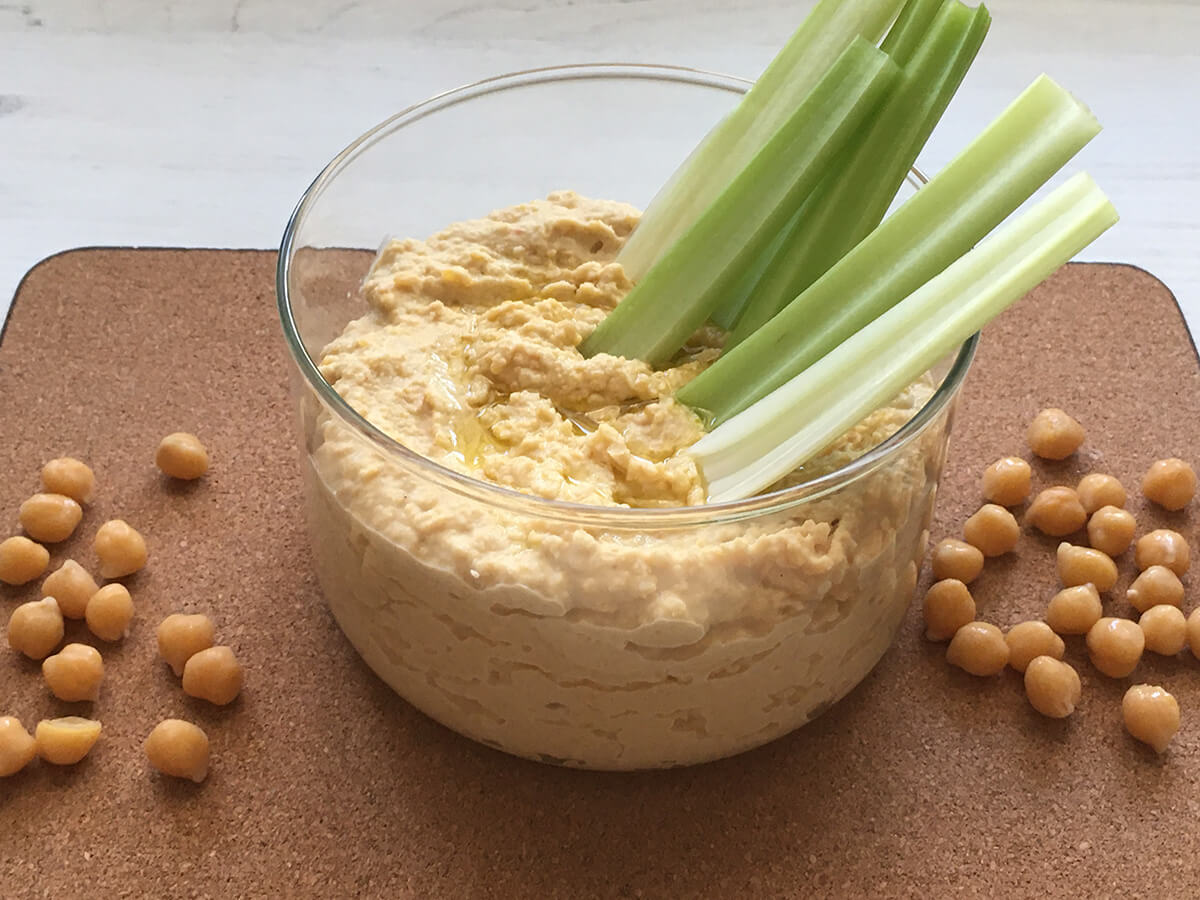 Hummus idealny kremowa pasta z ciecierzycy