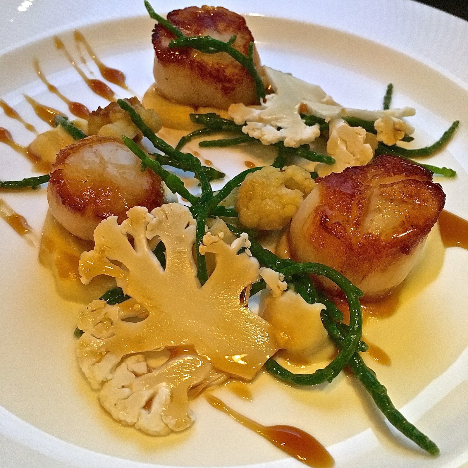 gordon ramsay scallops cauliflower puree