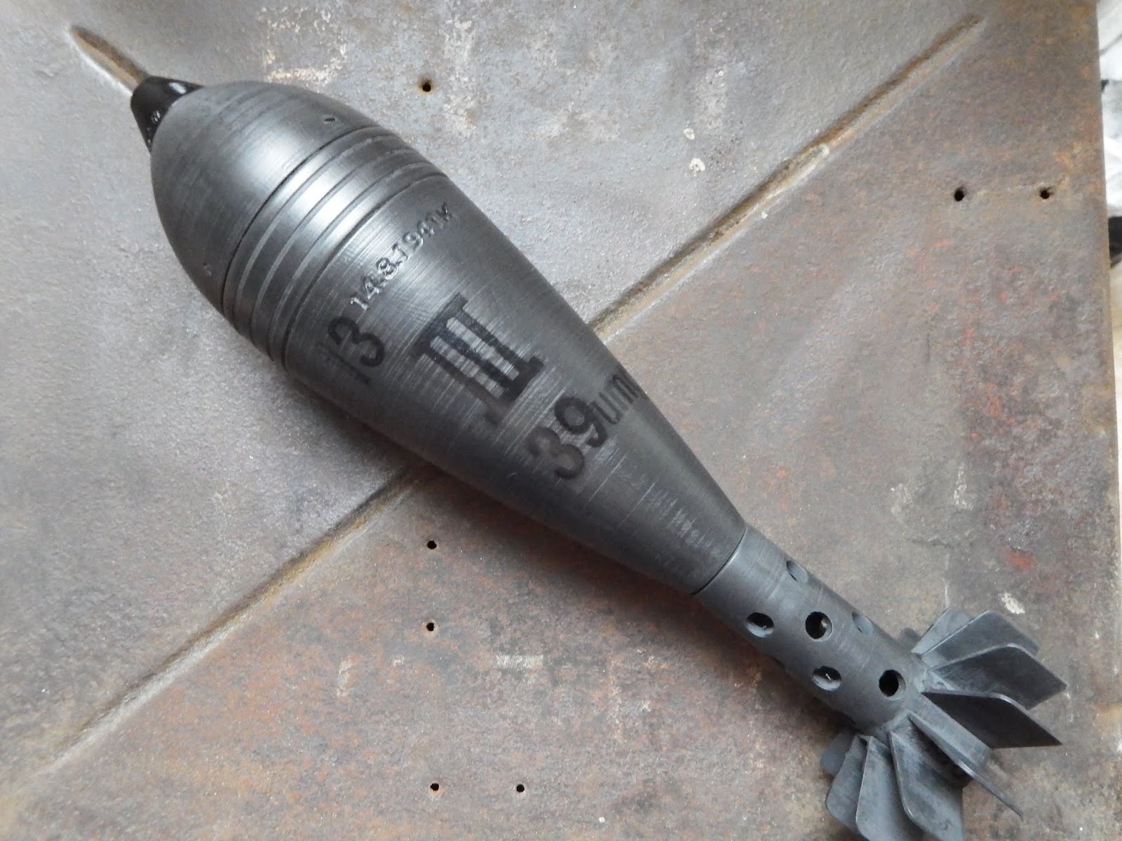 Bienvenue réplique/reproduction obus de mortier / mortar