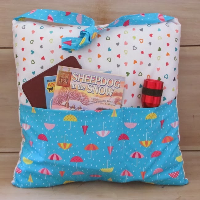 Pocket Pillow Tote for Books Crafts a la mode