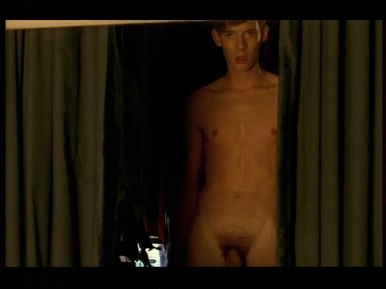 The Stars Come Out To Play: Luke Treadaway - Naked in "Clapham Junctio...