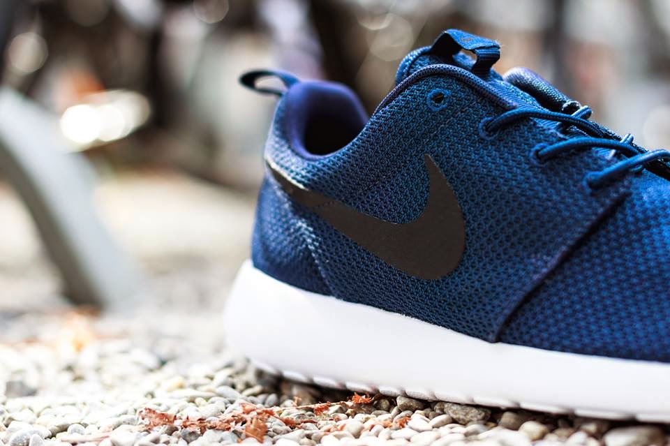 roshe run midnight navy