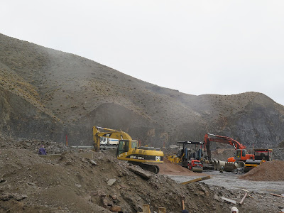 Obras en la carretera del Gran Atlas