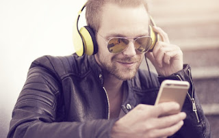 Testo musica streaming Testi canzoni