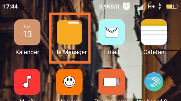 Cara mengembalikan aplikasi yang terhapus di Facebook