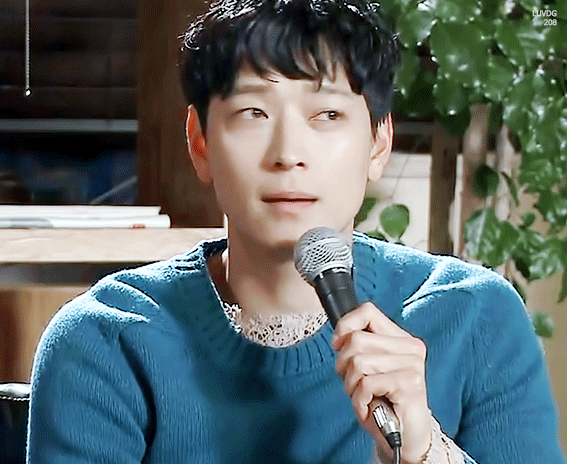 무의식적으로 나오는 강동원 귀여운 버릇.gif | 인스티즈