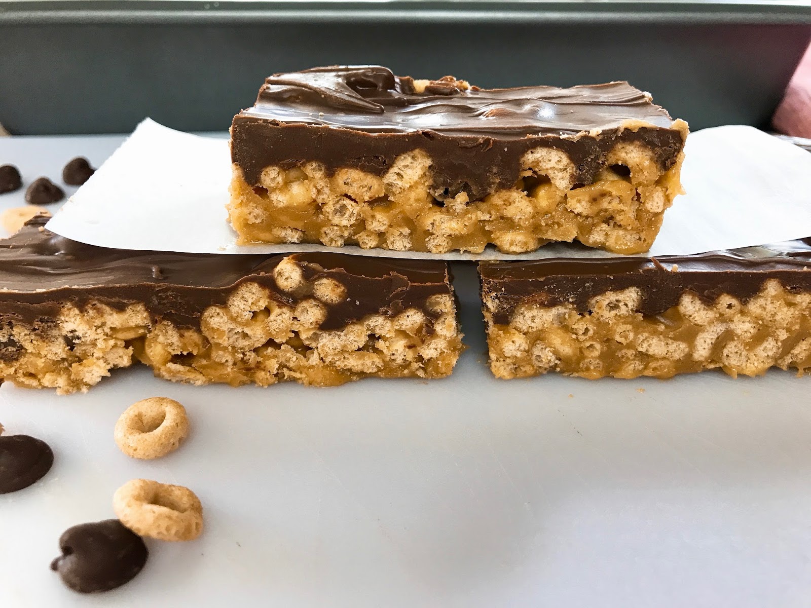 Peanut Butter Crunch Bars with Cheerios and Chocolate