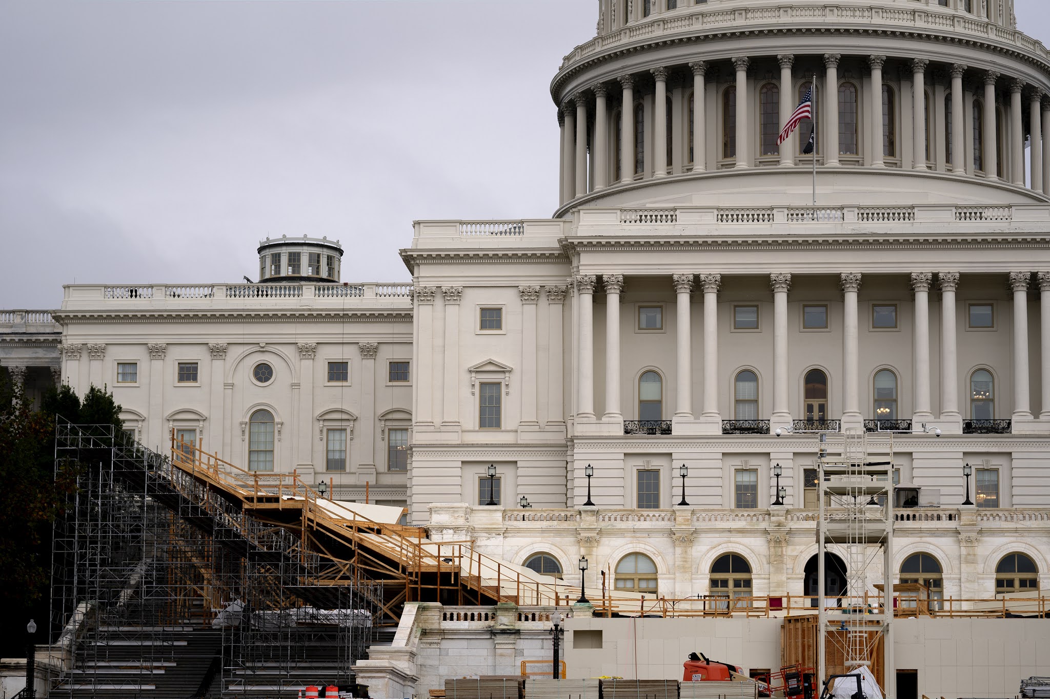 THE TUNNELS UNDER THE WHITE HOUSE AND CAPITOL BUILDING IN DC, HAVE BEEN
