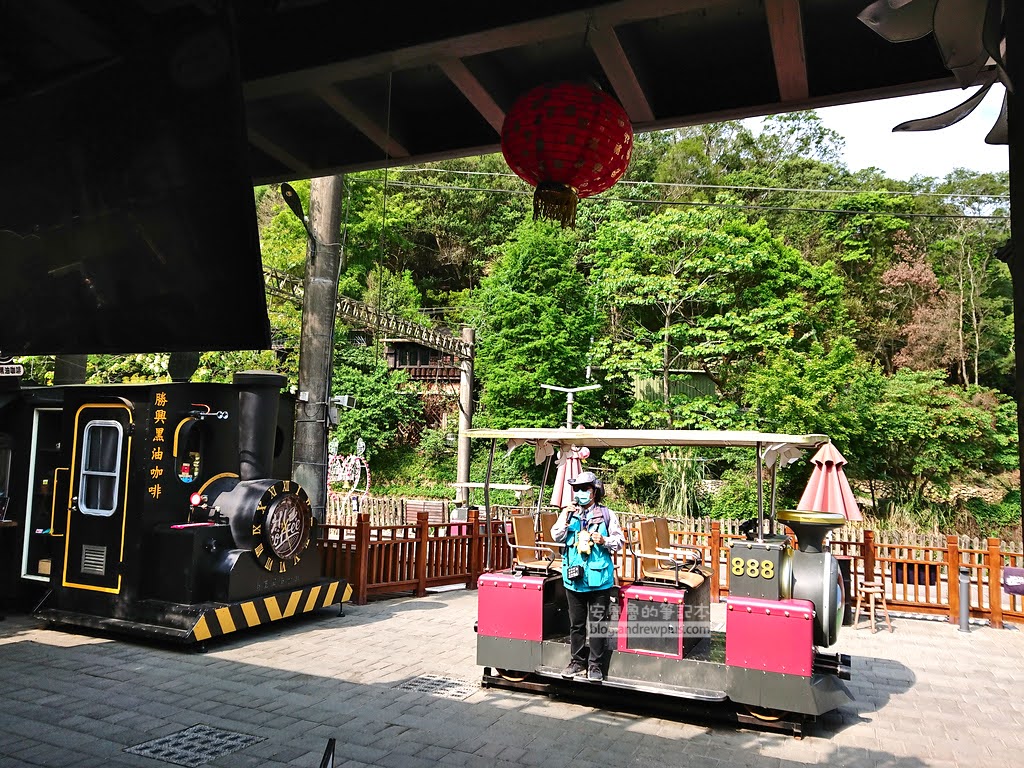 苗栗景點|如何搭乘舊山線鐵道自行車:勝興站,龍騰站,魚藤坪鐵橋,龍騰斷橋南段,超好玩的親子旅遊A路線 19 苗栗三義鐵道自行車,苗栗景點,三義鐵道自行車,三義好玩