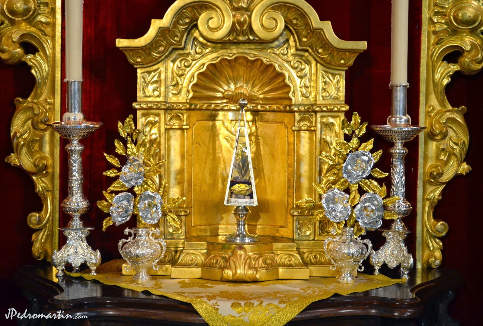 SANTA MARÍA DEL ALCOR CORONADA El Viso del Alcor (I) J PEDRO MARTÍN