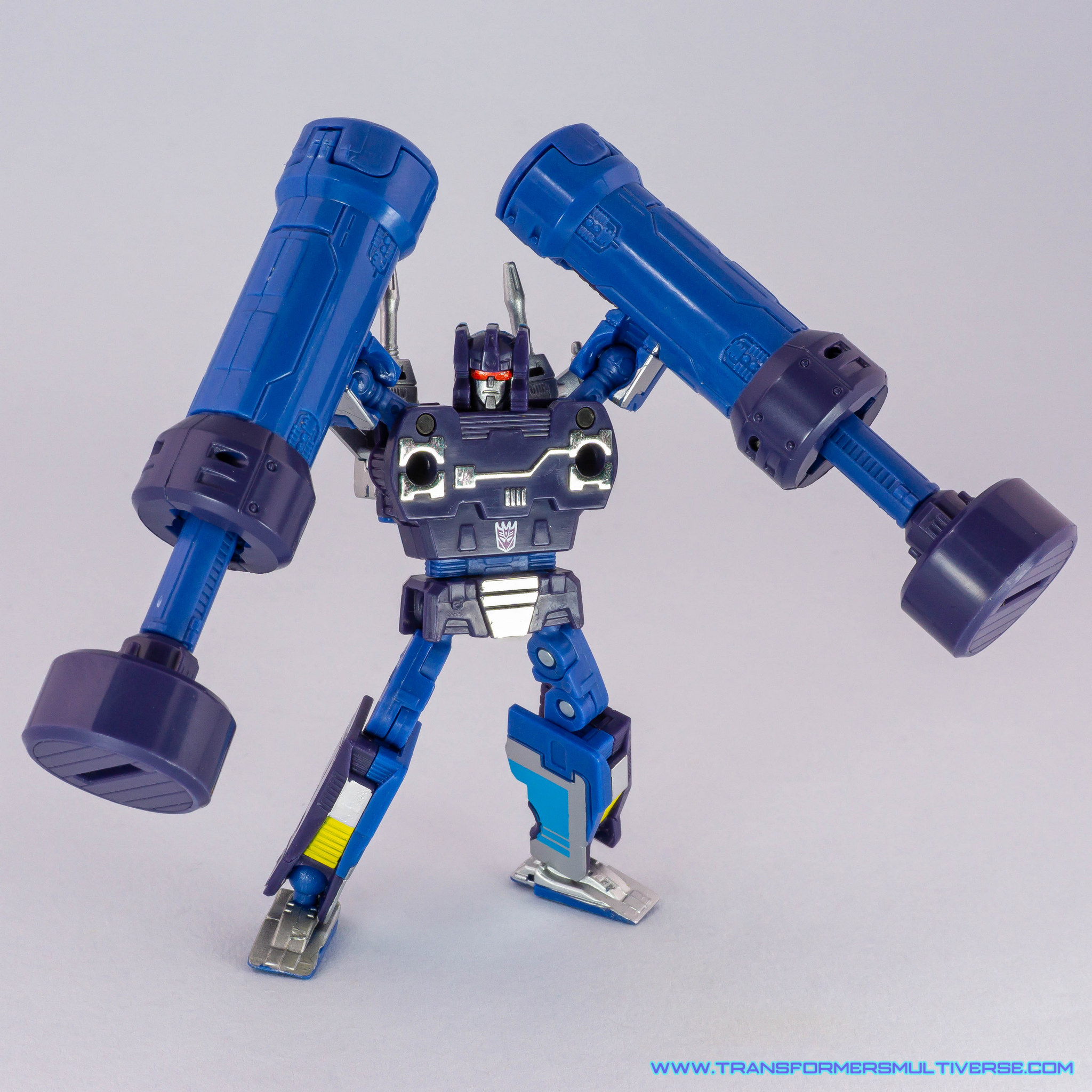 Transformers Masterpiece Rumble with piledrivers alternate pose